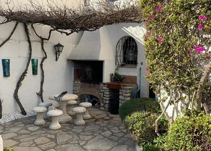 Casa Bowa